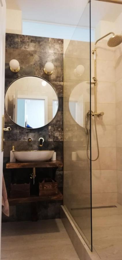 New Oldtown Apartment Near St Martin Cathedral, Ac, Balcony Bratislava Bagian luar foto
